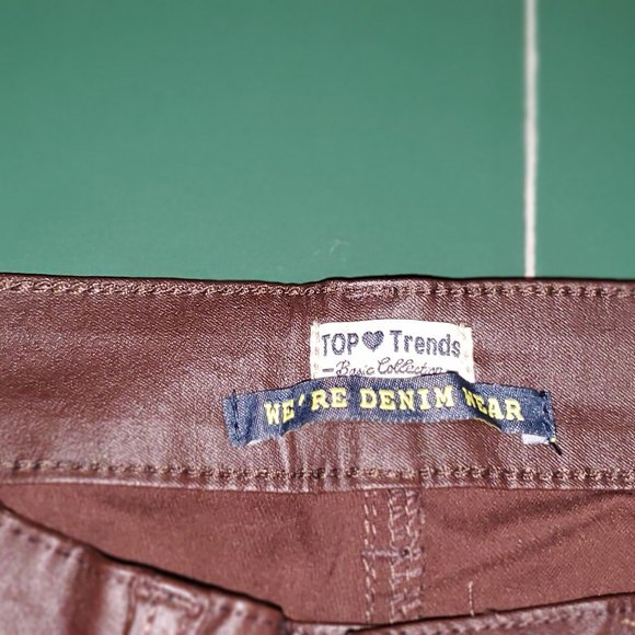 Ladies faux leather look moto jeans - Picture 5 of 6